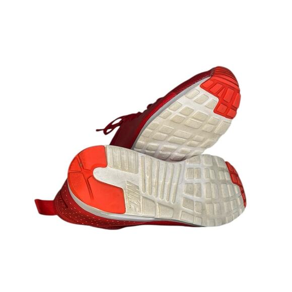 Nike Air Max Tavas Mens Sneakers University Red White Size 10.5 - Picture 5 of 6